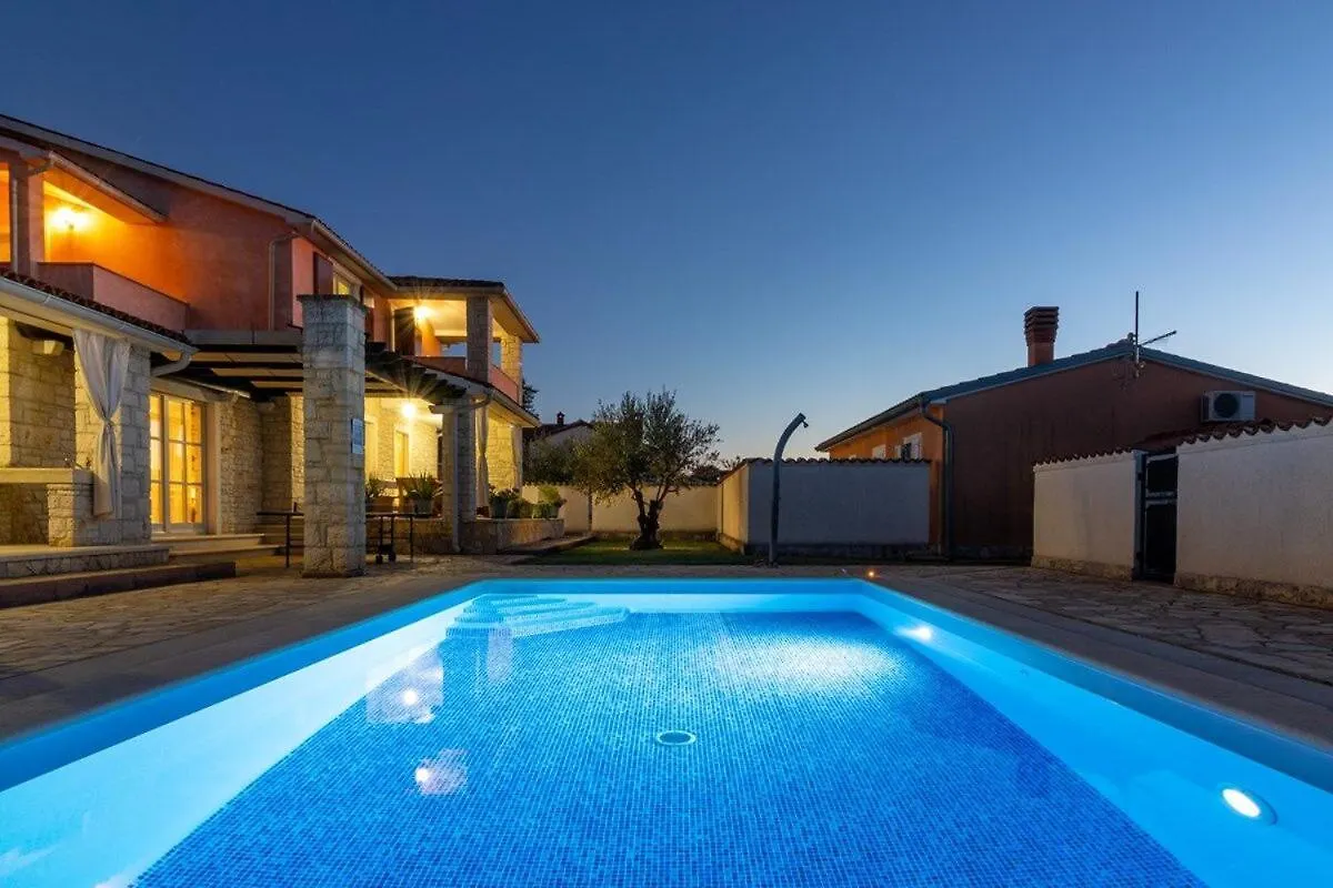 Villa Lavanda Mednjan 0*,